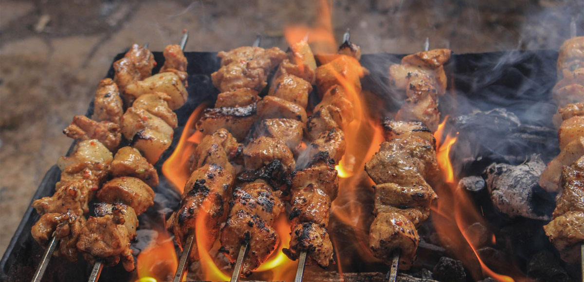 Über Uns barbecue dish item 3